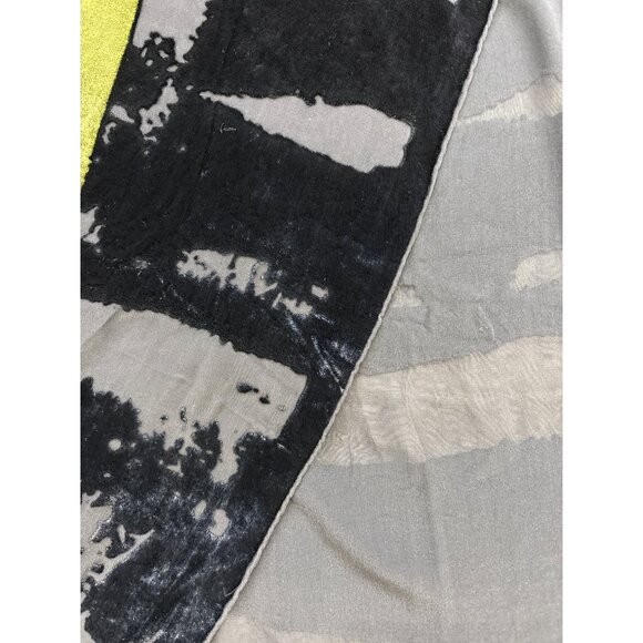 V Fraas Silk Viscose Scarf With Abstract Velvet Design In Black/Grey And Metalli - Picture 5 of 7